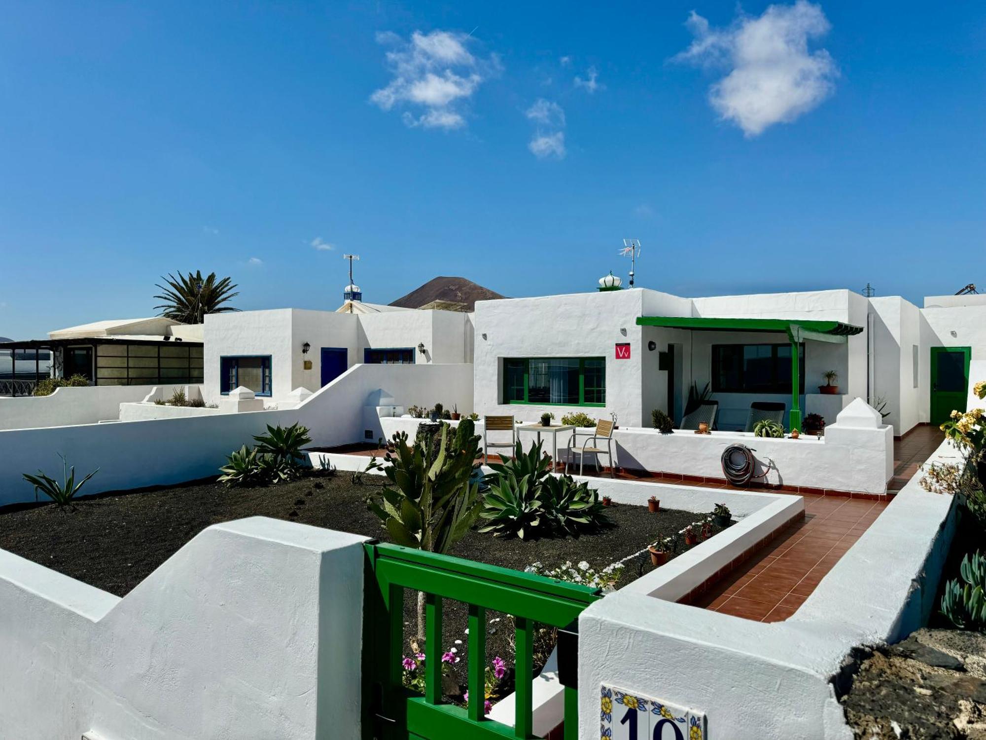 Casa Riadero By Vulcano Homes Guatiza Luaran gambar